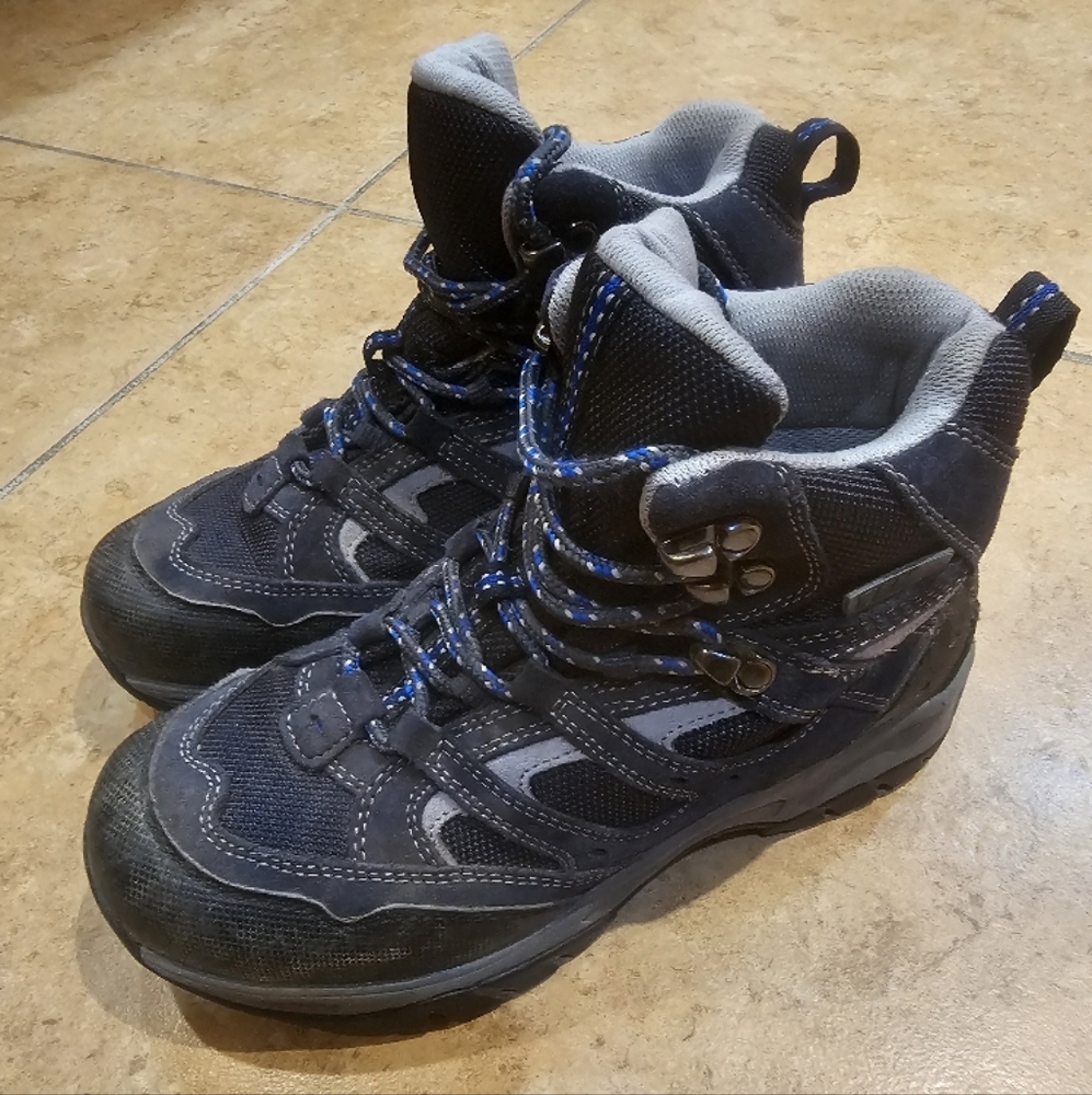 L.L. Bean Size 5 Big Boy Hiking Boots